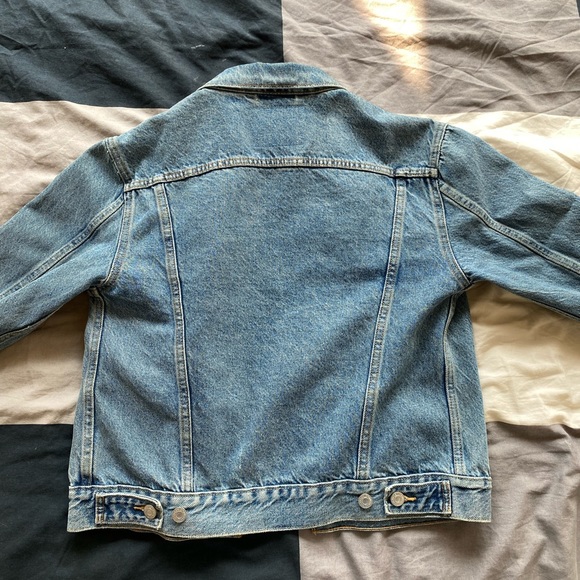 Levi’s Trucker Denim Jacket - Picture 5 of 11